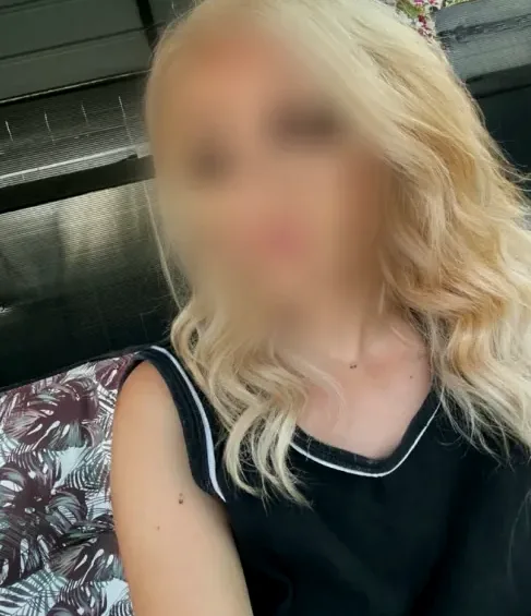 Annalena, 30