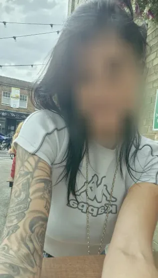 Carina, 39