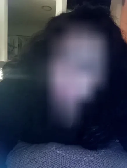 Elif, 39