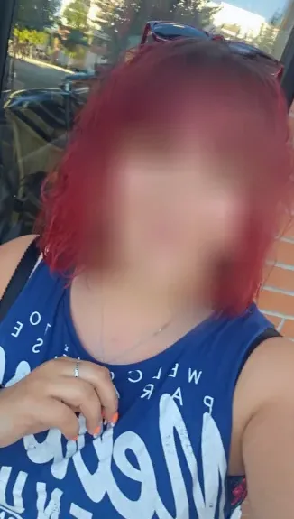 Esra, 28