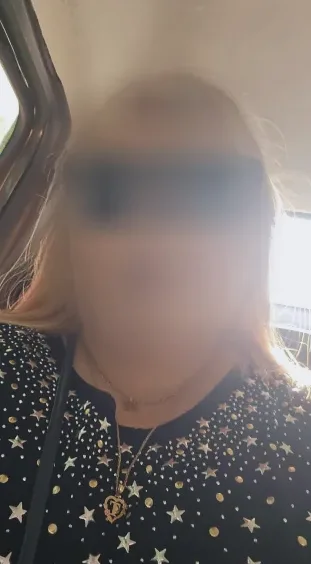 Fabienne, 25