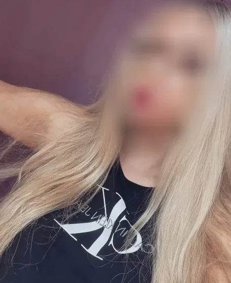 Gizem, 24