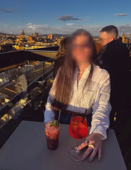 Pauline, 37