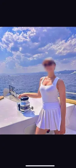 Romy, 33