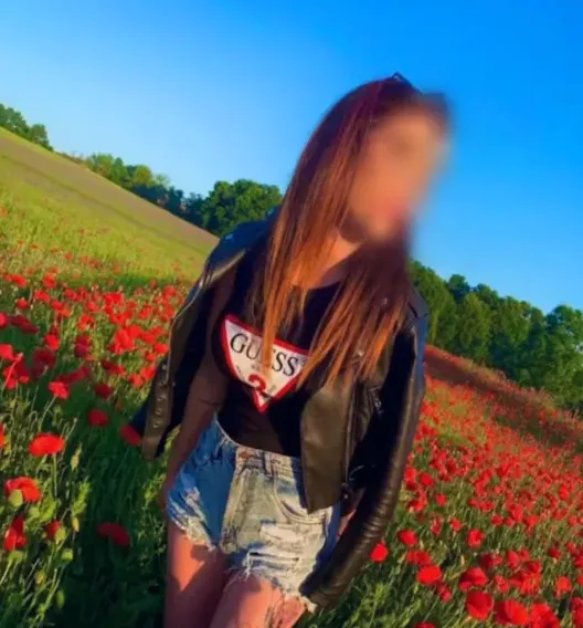 Selin, 27