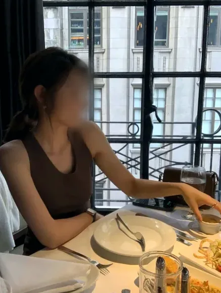 Selina, 31